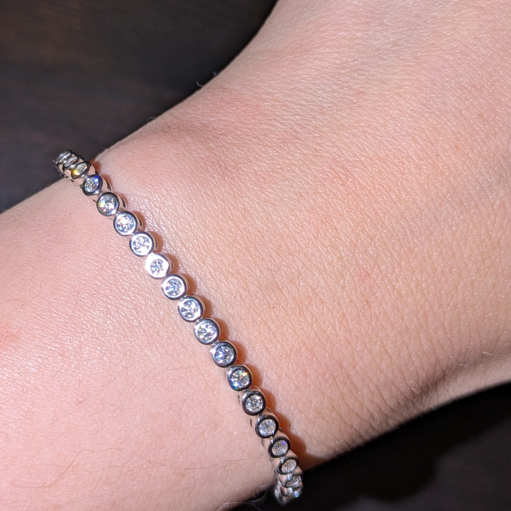 2mm Moissanite Diamonds Tennis Bezel Bracelet